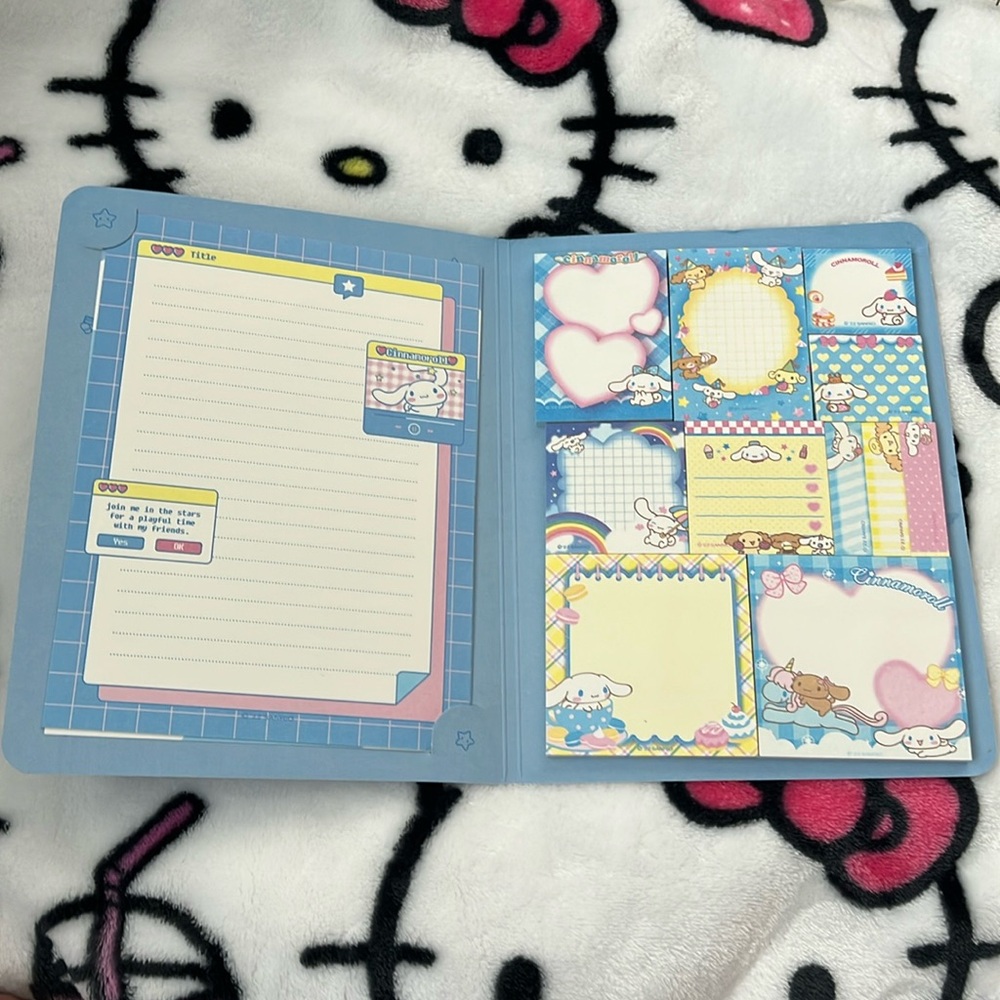 Cinnamoroll Memo Book-Style Set of Sticky Notes and Stationary Pages